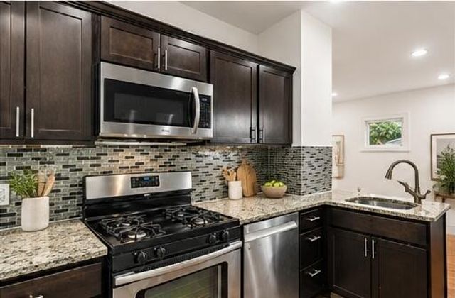 23831 Deziel Street, Saint Clair Shores, MI 48082