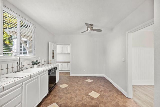 9190 Old State Hwy, Newcastle, CA 95658