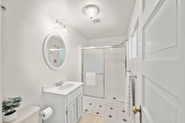 9190 Old State Hwy, Newcastle, CA 95658