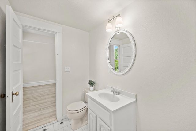 9190 Old State Hwy, Newcastle, CA 95658