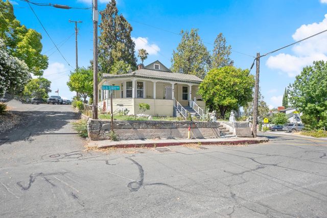 9190 Old State Hwy, Newcastle, CA 95658