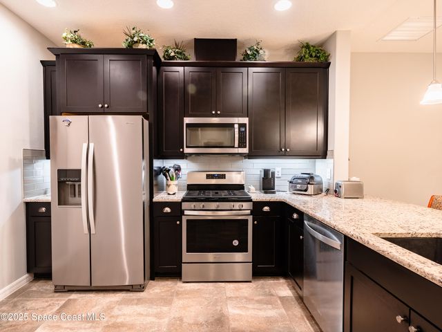 7603 Loren Cove Drive, Melbourne, FL 32940