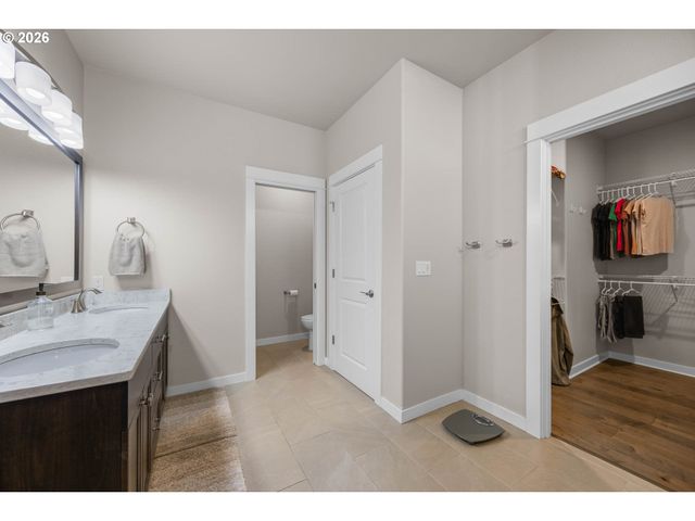 832 SAND PINES Ave, Sutherlin, OR 97479