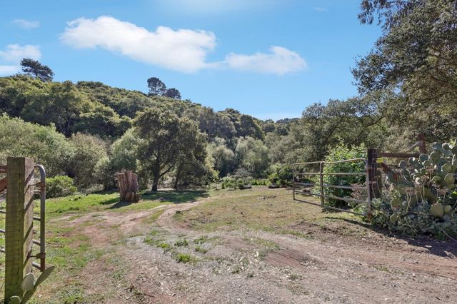 122 Strawberry Canyon Road, Royal Oaks, CA 95076