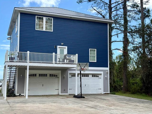 100 Oak Bay Dr., Georgetown, SC 29440