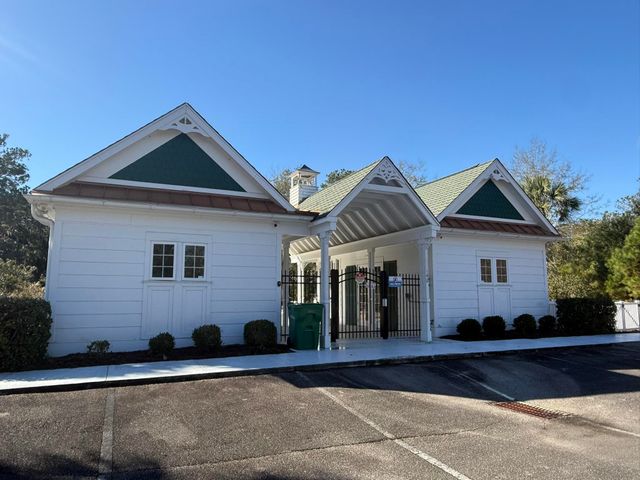 100 Oak Bay Dr., Georgetown, SC 29440
