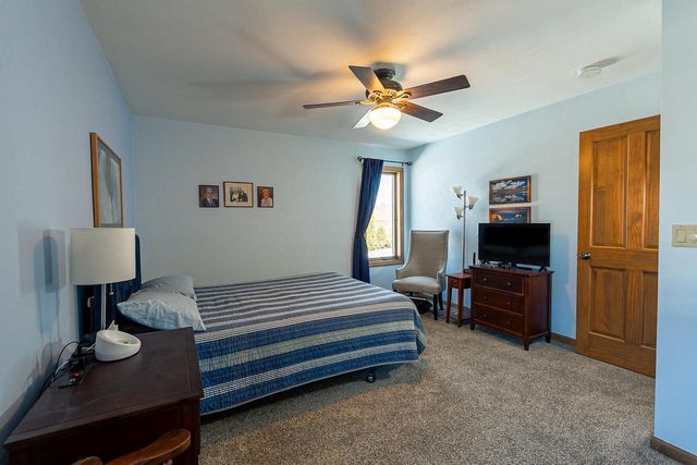 2190 HIDDEN CREEK ROAD, Neenah, WI 54956