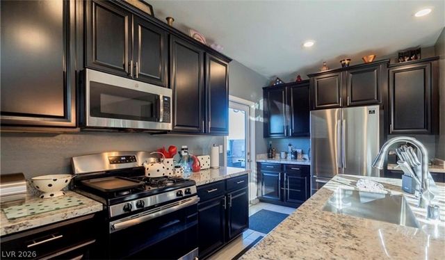 4124 Midnight Crest Avenue, North Las Vegas, NV 89031