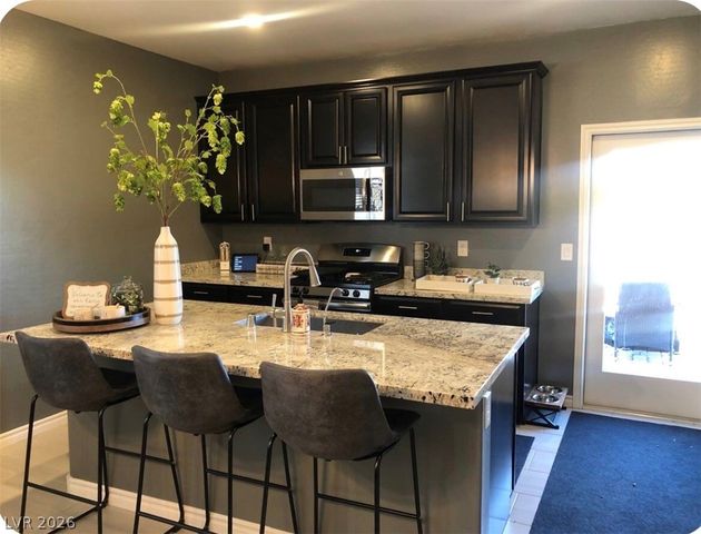 4124 Midnight Crest Avenue, North Las Vegas, NV 89031