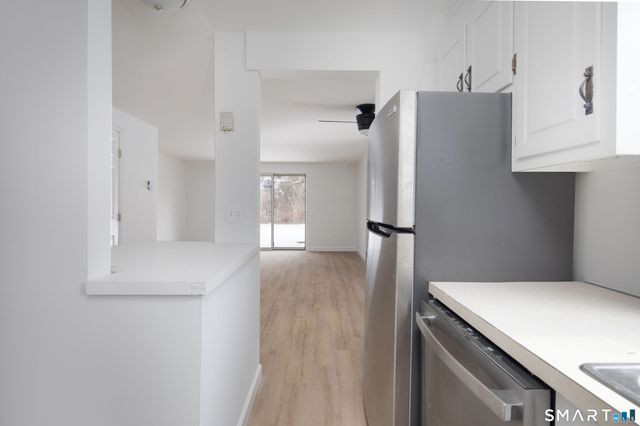 72 North Elm Street APT 2A, North Canaan, CT 06018