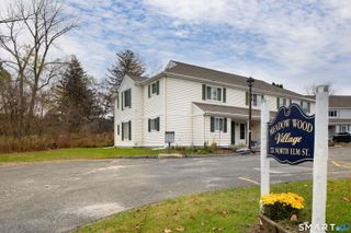 72 North Elm Street APT 2A, North Canaan, CT 06018