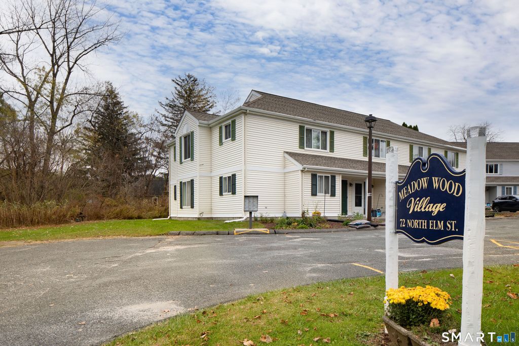 72 North Elm Street APT 2A, North Canaan, CT 06018