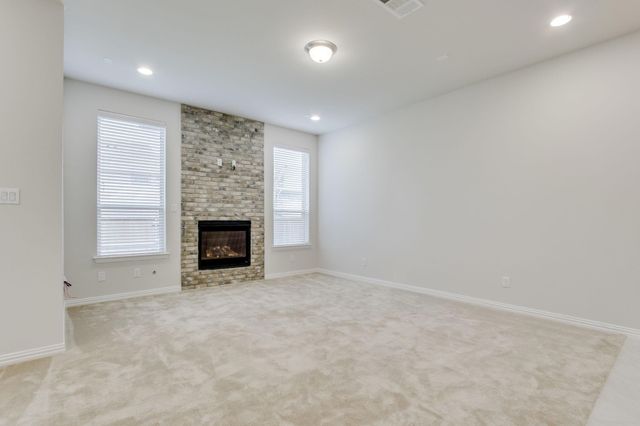 17713 Coralberry Drive, Dallas, TX 75252