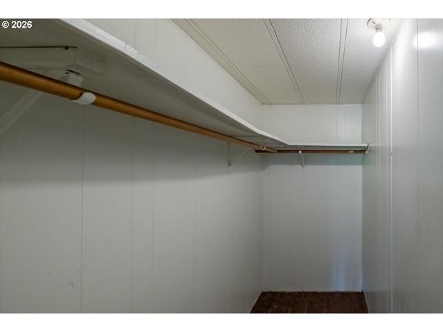 42069 CUT OFF Dr, Lebanon, OR 97355