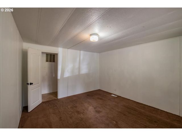 42069 CUT OFF Dr, Lebanon, OR 97355