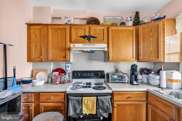 100 PENN ST, Penns Grove, NJ 08069