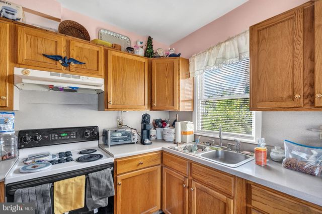 100 PENN ST, Penns Grove, NJ 08069