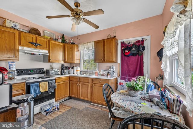 100 PENN ST, Penns Grove, NJ 08069