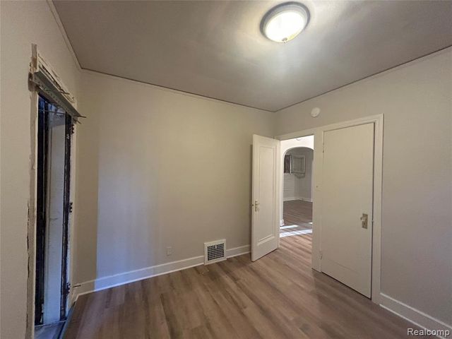 4401 Buckingham Avenue, Detroit, MI 48224