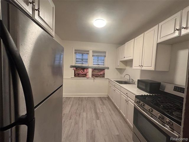 4401 Buckingham Avenue, Detroit, MI 48224