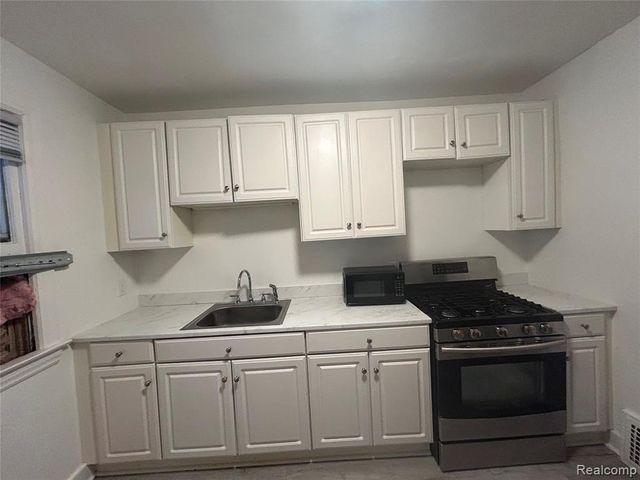 4401 Buckingham Avenue, Detroit, MI 48224