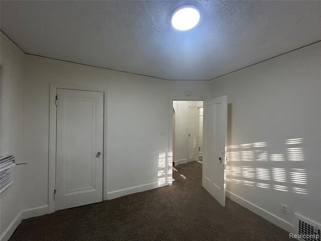 4401 Buckingham Avenue, Detroit, MI 48224