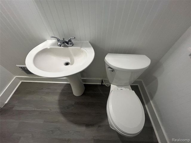 4401 Buckingham Avenue, Detroit, MI 48224