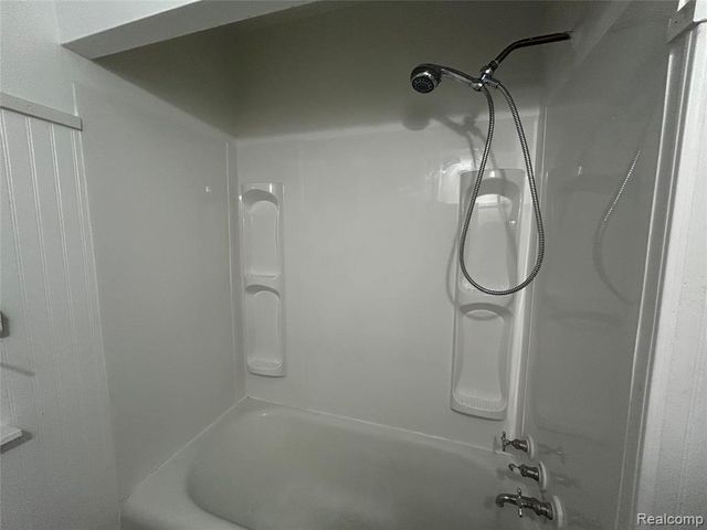 4401 Buckingham Avenue, Detroit, MI 48224