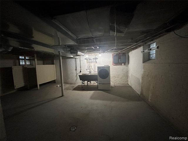 4401 Buckingham Avenue, Detroit, MI 48224