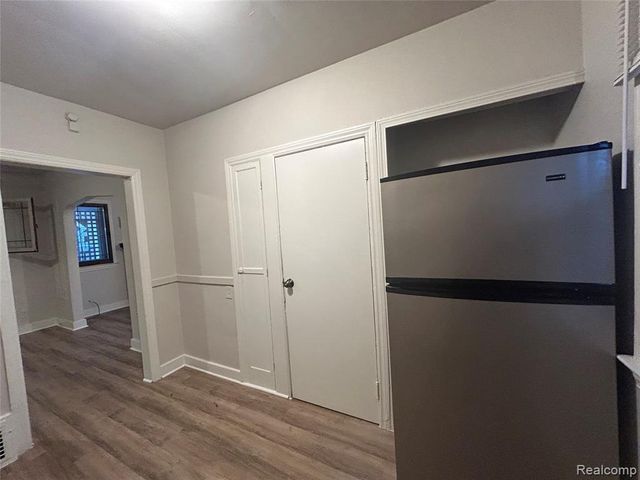 4401 Buckingham Avenue, Detroit, MI 48224