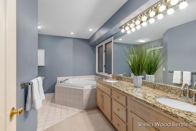 7023 Camelback Drive, Rockford, MI 49341