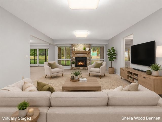 7023 Camelback Drive, Rockford, MI 49341