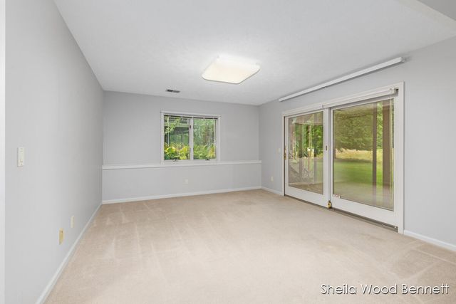 7023 Camelback Drive, Rockford, MI 49341