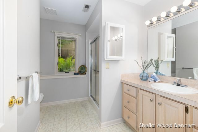 7023 Camelback Drive, Rockford, MI 49341
