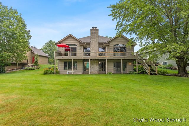 7023 Camelback Drive, Rockford, MI 49341