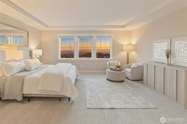 7098 170Th Avenue SE, Bellevue, WA 98006