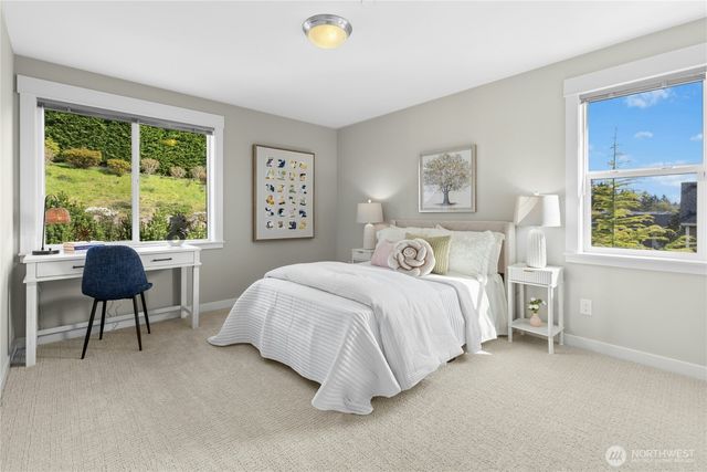 7098 170Th Avenue SE, Bellevue, WA 98006