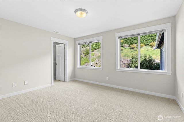 7098 170Th Avenue SE, Bellevue, WA 98006