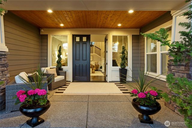 7098 170Th Avenue SE, Bellevue, WA 98006