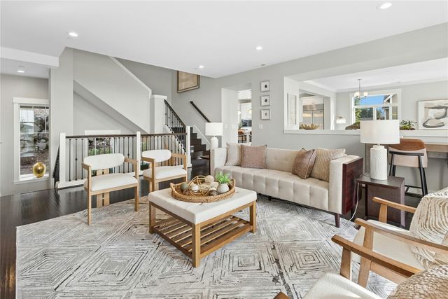 7098 170Th Avenue SE, Bellevue, WA 98006