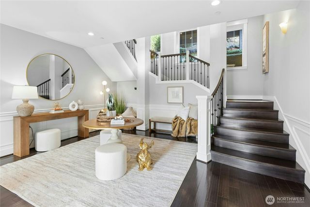 7098 170Th Avenue SE, Bellevue, WA 98006