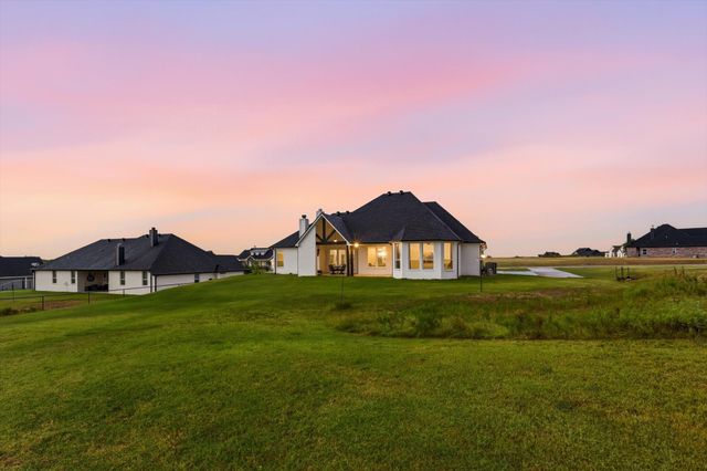 459 Red Bird Drive, Springtown, TX 76082