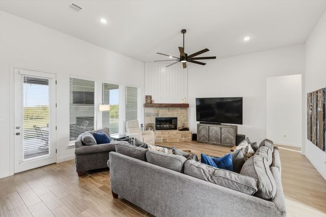 459 Red Bird Drive, Springtown, TX 76082