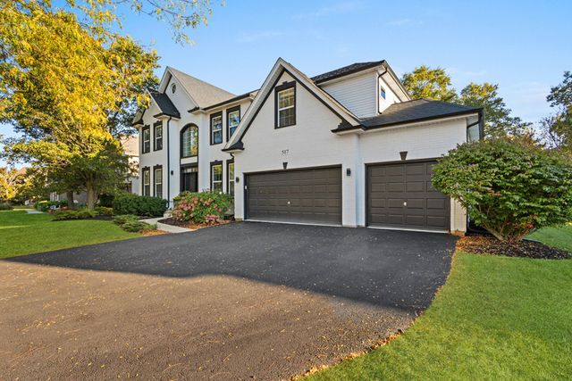 517 Meadowwood Lane, Oswego, IL 60543