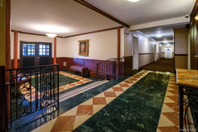 838 Pelhamdale Avenue 1I, New Rochelle, NY 10801