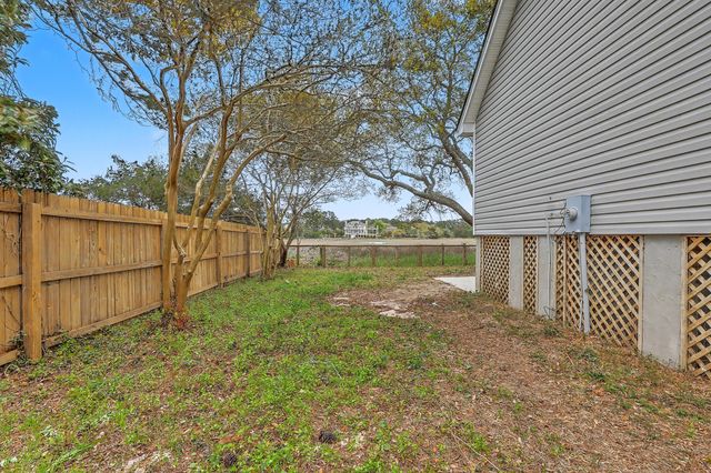 1465 Battery Brown Court, Charleston, SC 29412