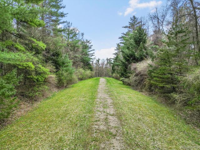 2.05 Acres VL - KNIGHTS BRIDGE Road, Addison Township, MI 48367