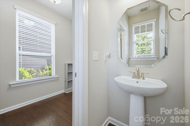 5618 Stonewells Drive, Charlotte, NC 28278