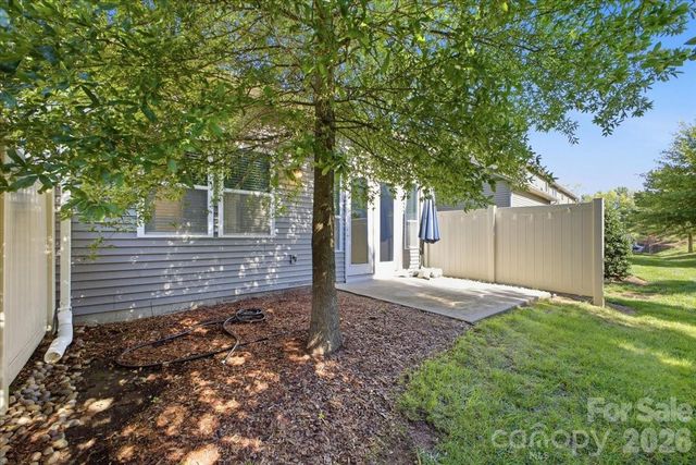 5618 Stonewells Drive, Charlotte, NC 28278