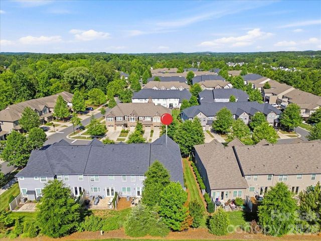 5618 Stonewells Drive, Charlotte, NC 28278